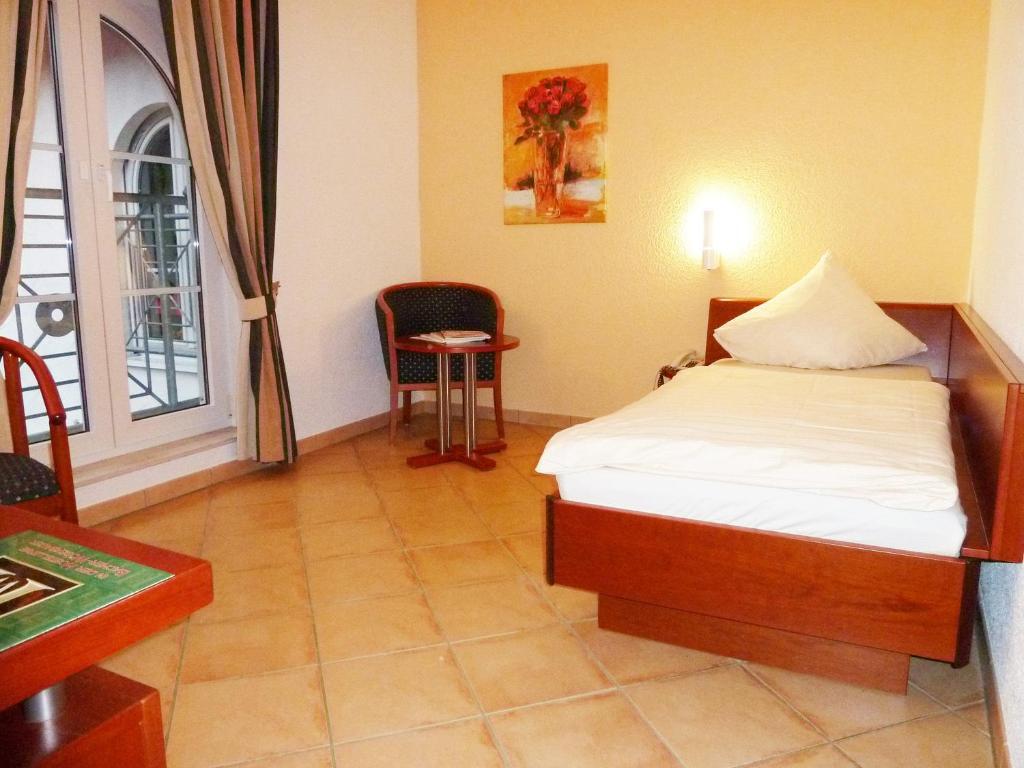 Hostellerie Bacher Neunkirchen  Room photo