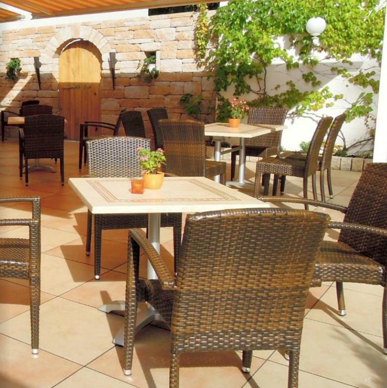 Hostellerie Bacher Neunkirchen  Exterior photo
